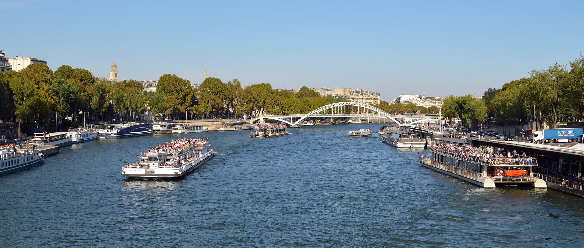 The Seine seen from Pont d’Iéna in Paris