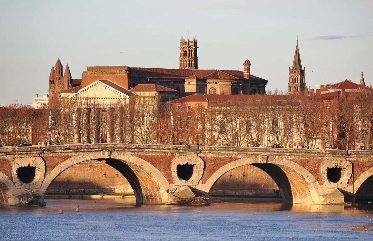 The Garonne and Pont Neuf in Toulouse